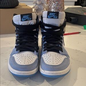 Nike Air High-Tops in Light Blue and White